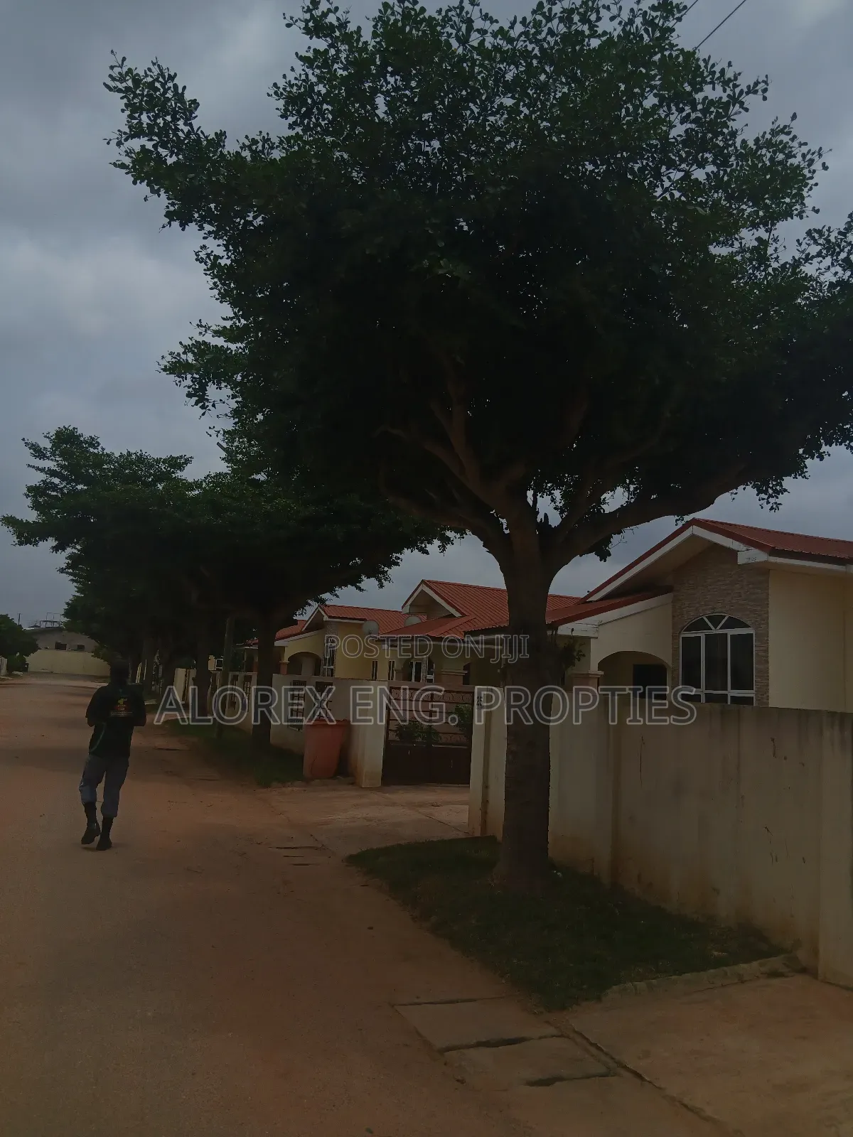 3bdrm Maisonette in Oyarifa for rent in Oyarifa