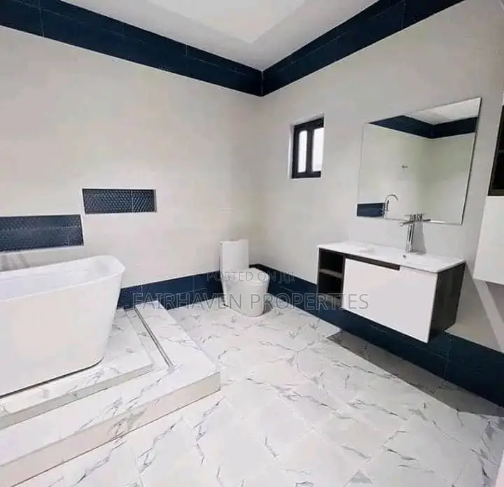4bdrm House in Fairhaven Properties, East Legon for sale in East Legon