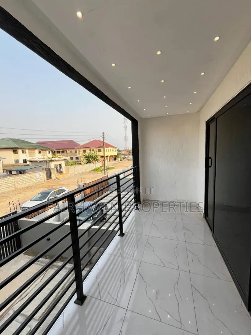 3bdrm House in Fairhaven Properties, Pokuase for sale in Pokuase