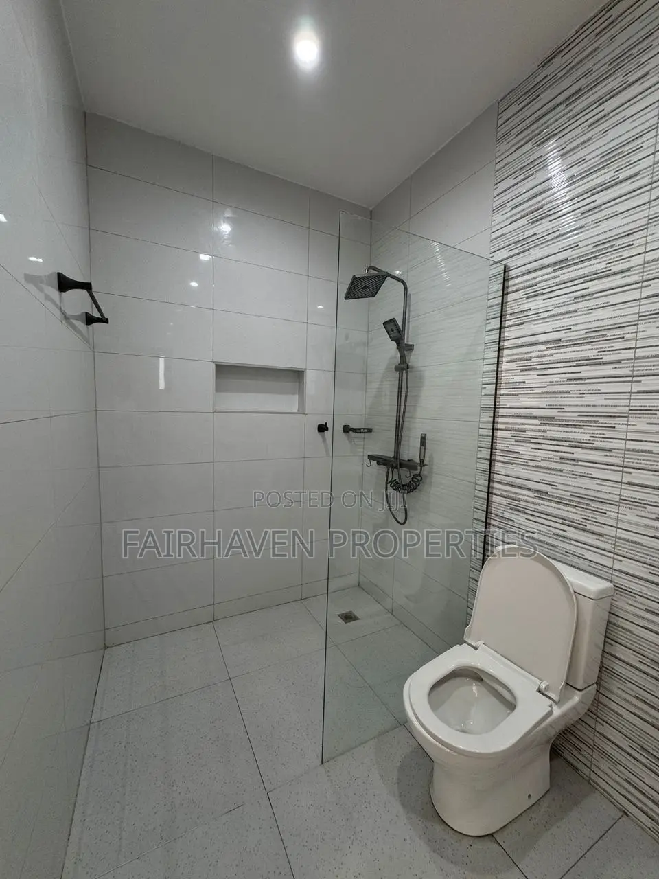 3bdrm House in Fairhaven Properties, Ghana Flag for sale in Ghana Flag
