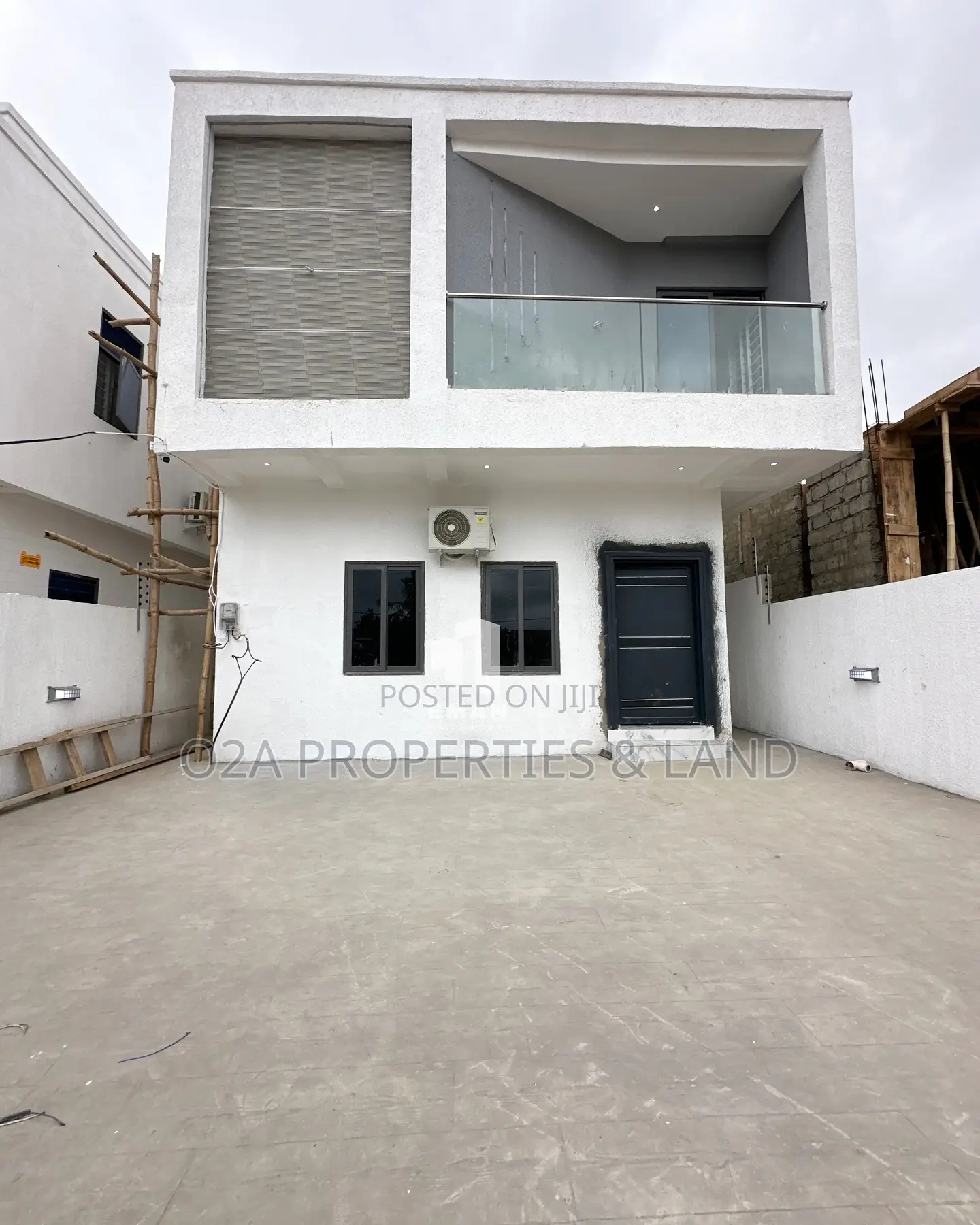 4bdrm House in Ogbojo, New Legon for sale in New Legon
