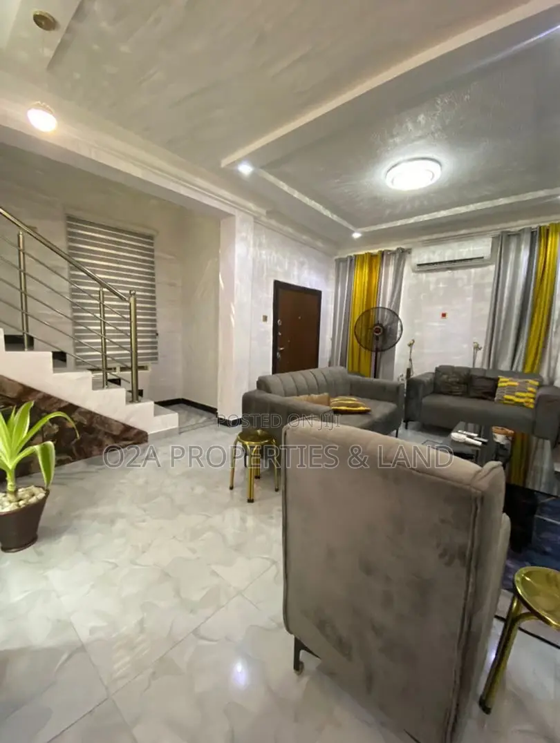 Furnished 4bdrm Townhouse/Terrace in Teshie Bushroad, New Town for sale in New Town