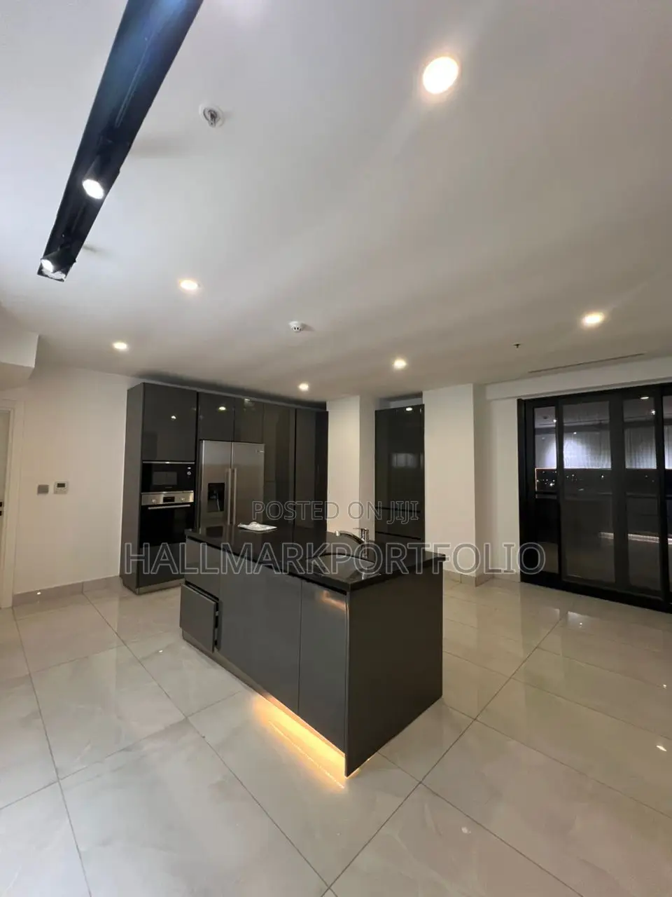 4bdrm Penthouse in Airport Residential Area for rent in Airport Residential Area