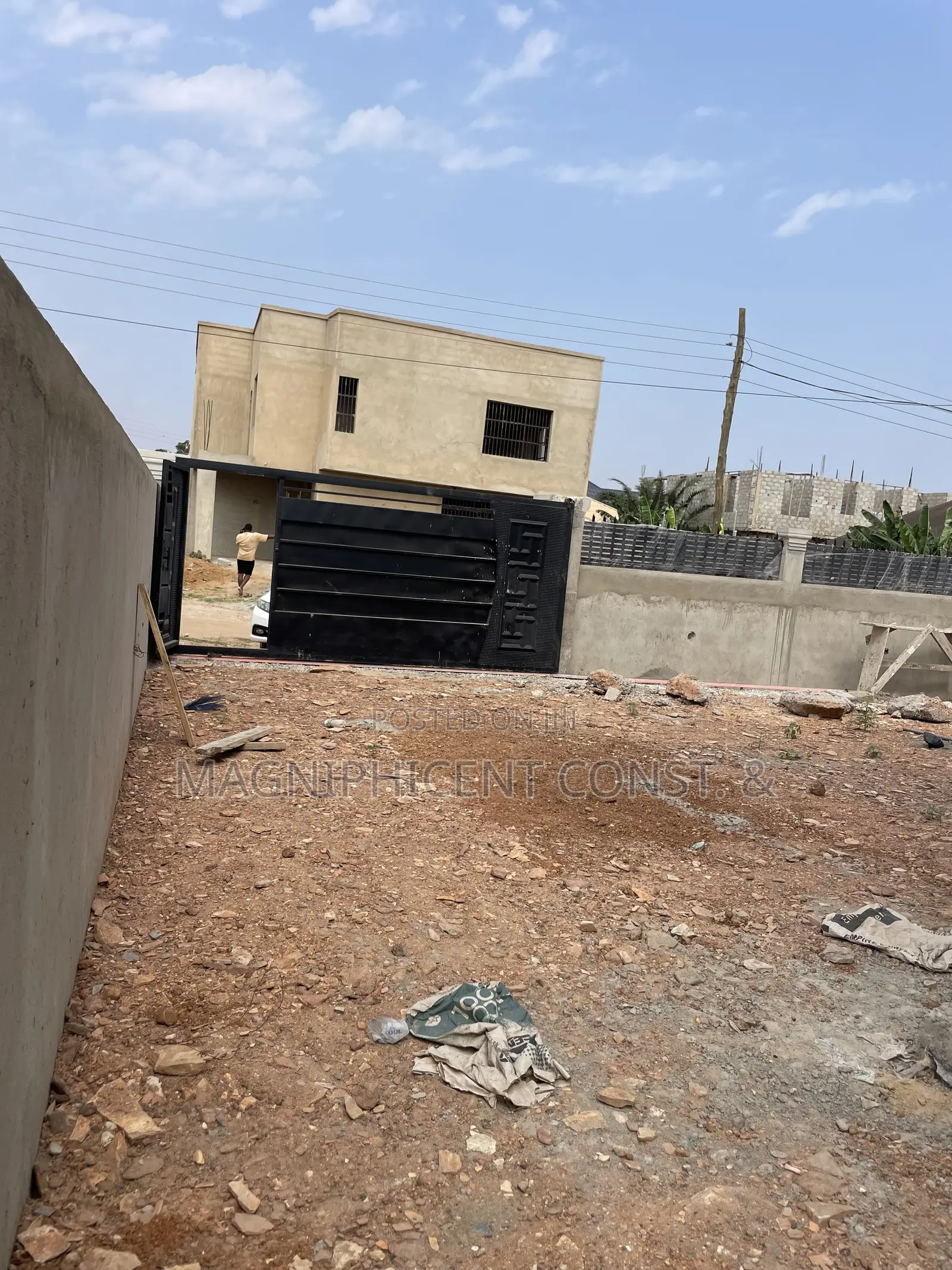 4bdrm Duplex in Lakeside Estates, Ashaley Botwe for sale in Ashaley Botwe