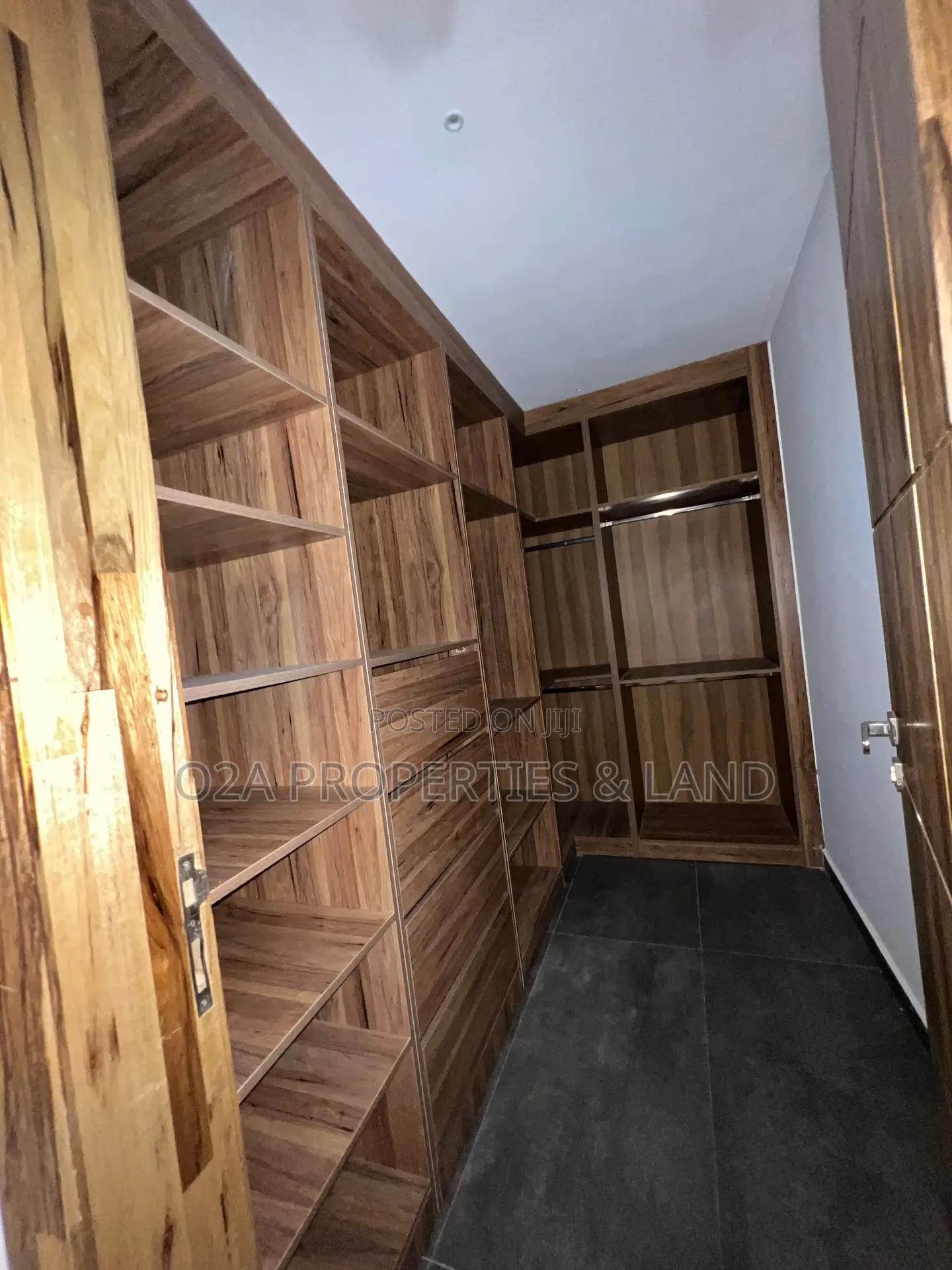 3bdrm House in Oyarifa, Ghana Flag for rent in Ghana Flag