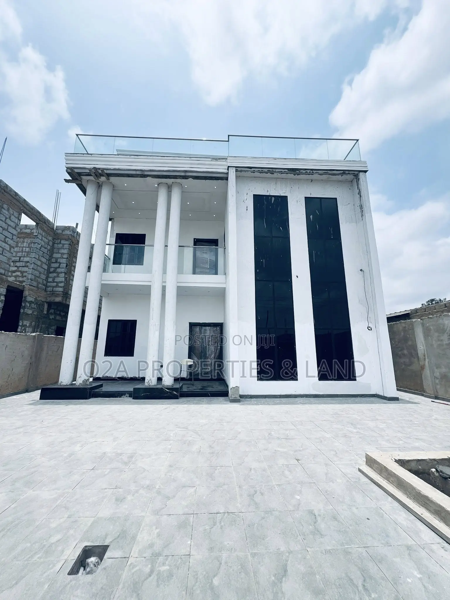 4bdrm House in Ashaley Botwe , for sale in School Junction