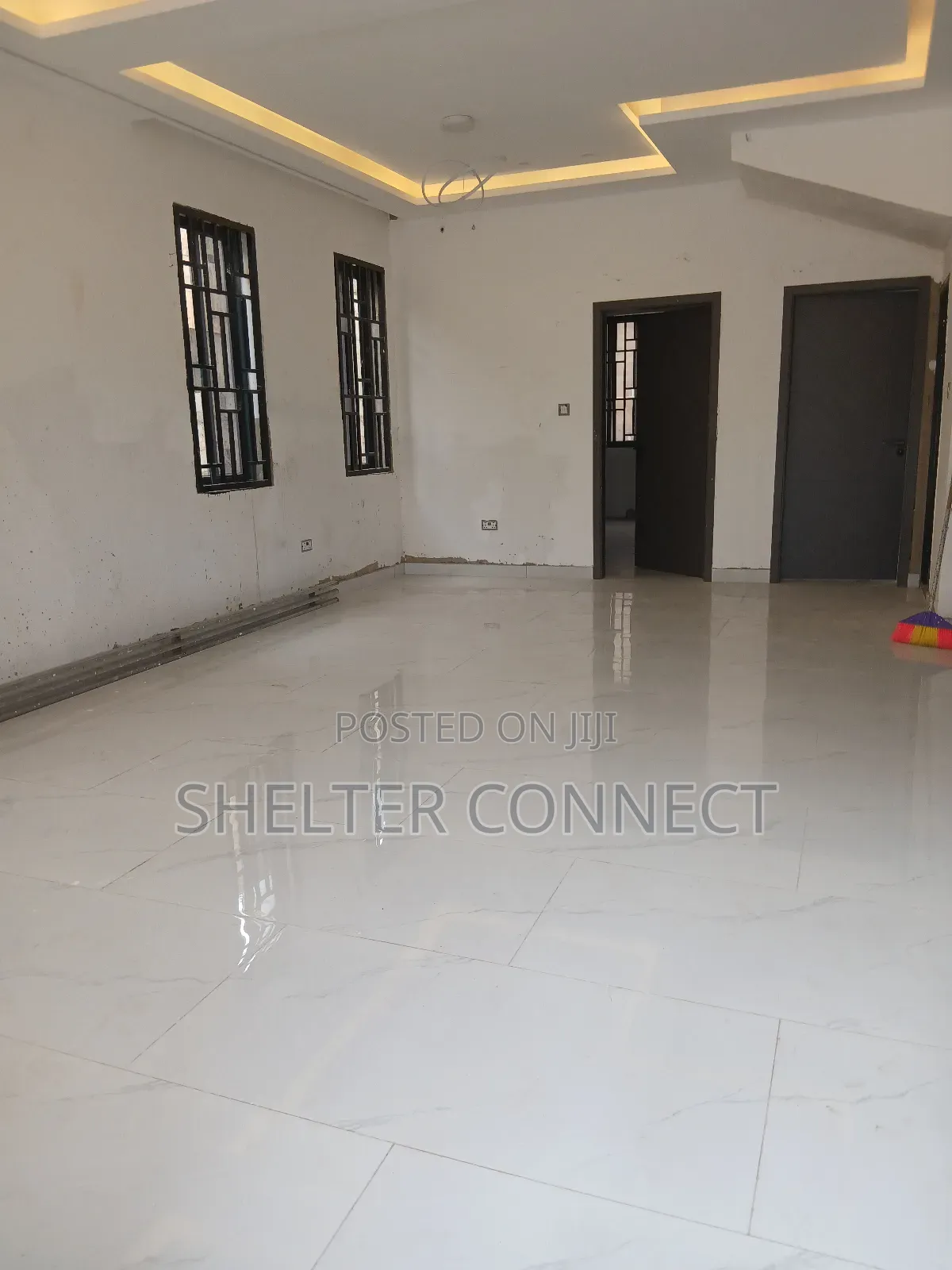 3bdrm Duplex in Pantang, Adenta for sale in Adenta