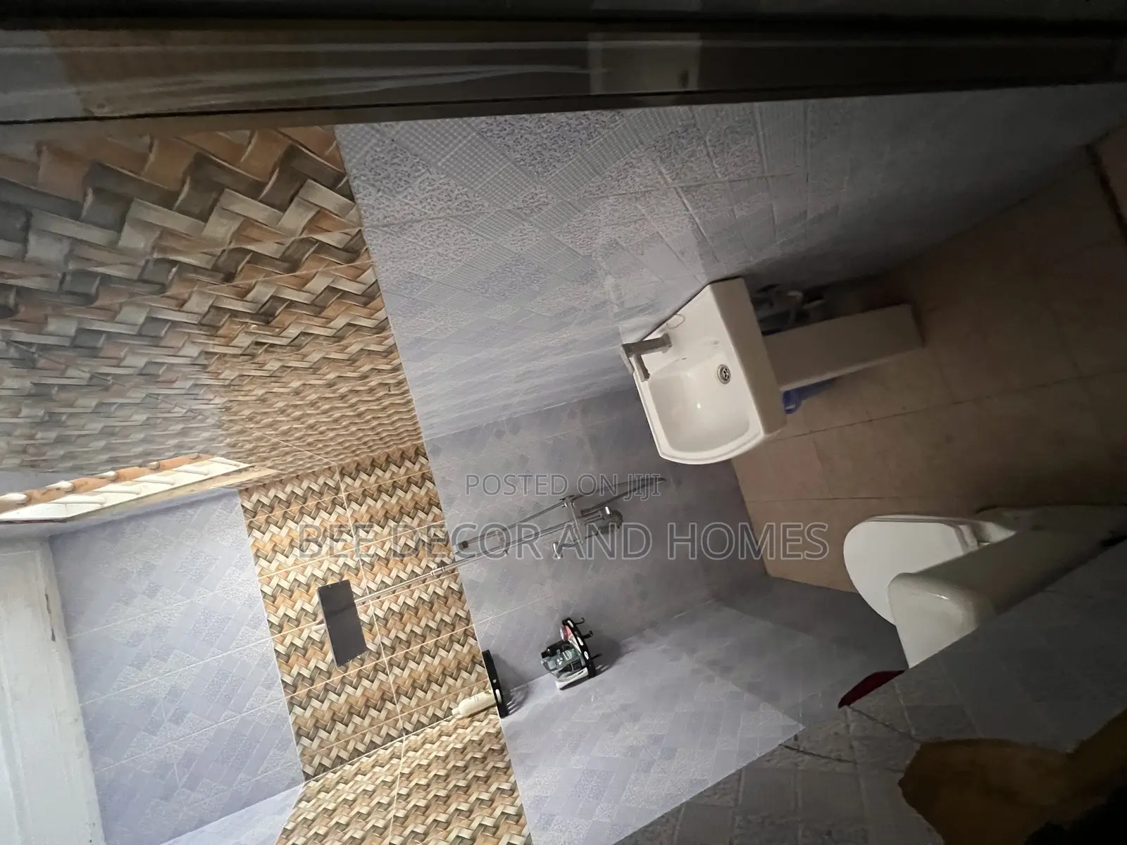 1bdrm Room & Parlour in Bee Decor & Homes, Greater Accra for rent in Greater Accra