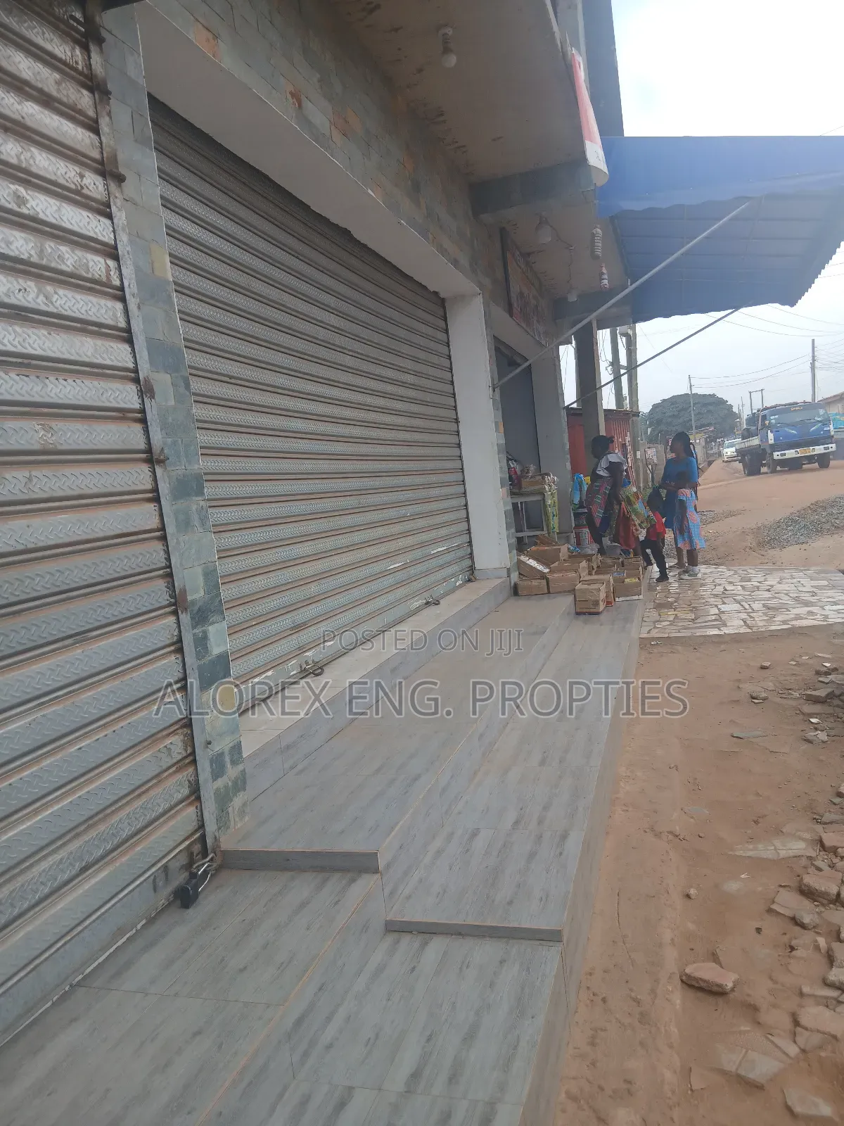 Shop for Rent at Teiman in Oyarifa
