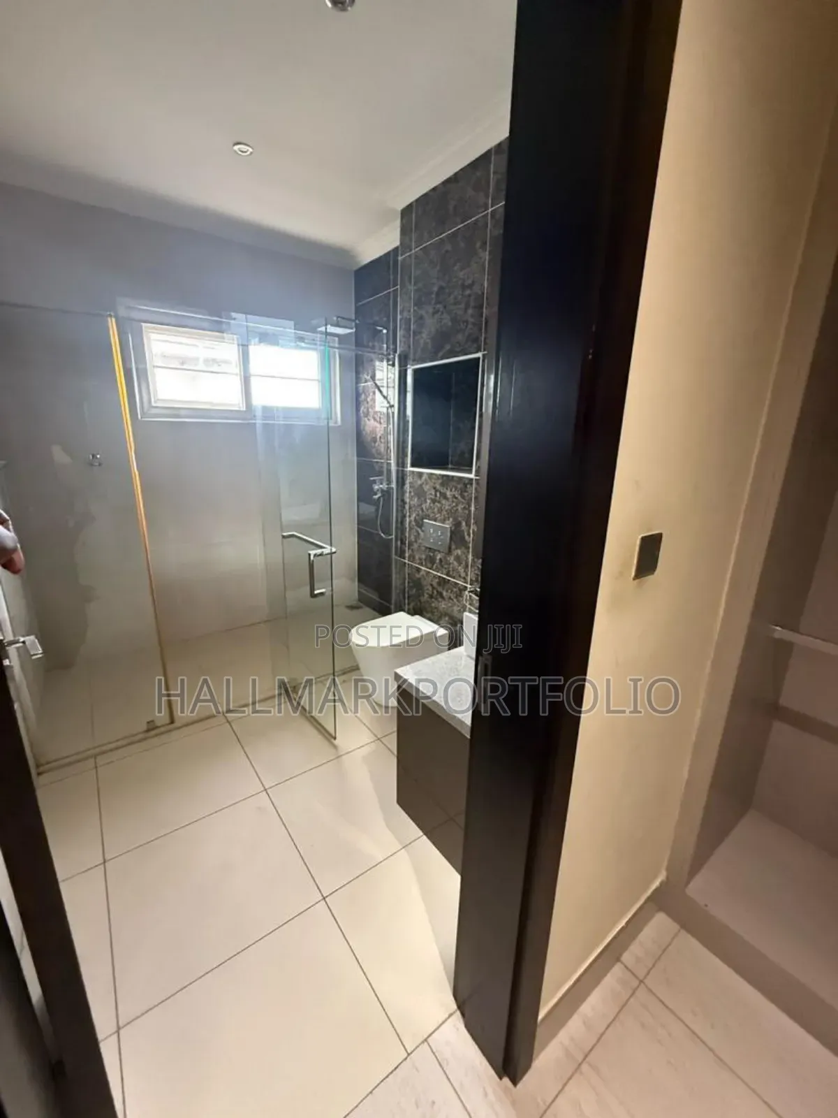 5bdrm Mansion in Chain Homes, Accra Metropolitan for rent in Accra Metropolitan