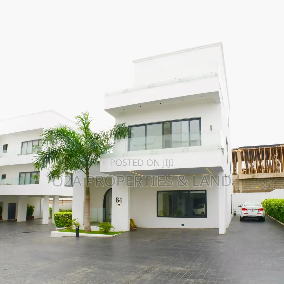 4bdrm House in East Legon, A&C Mall Area for sale in A&C Mall Area
