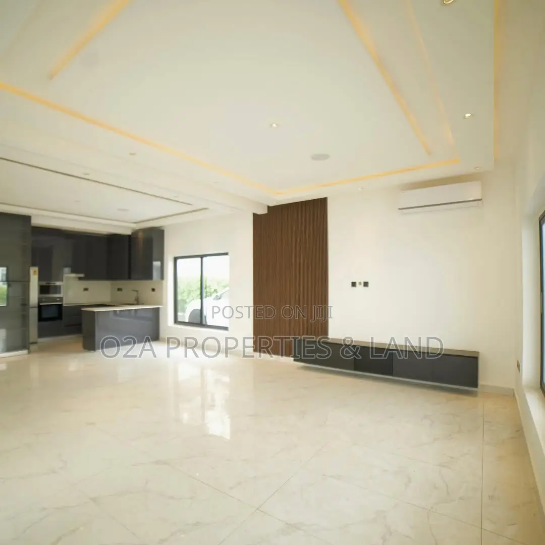 4bdrm House in East Legon, A&C Mall Area for sale in A&C Mall Area