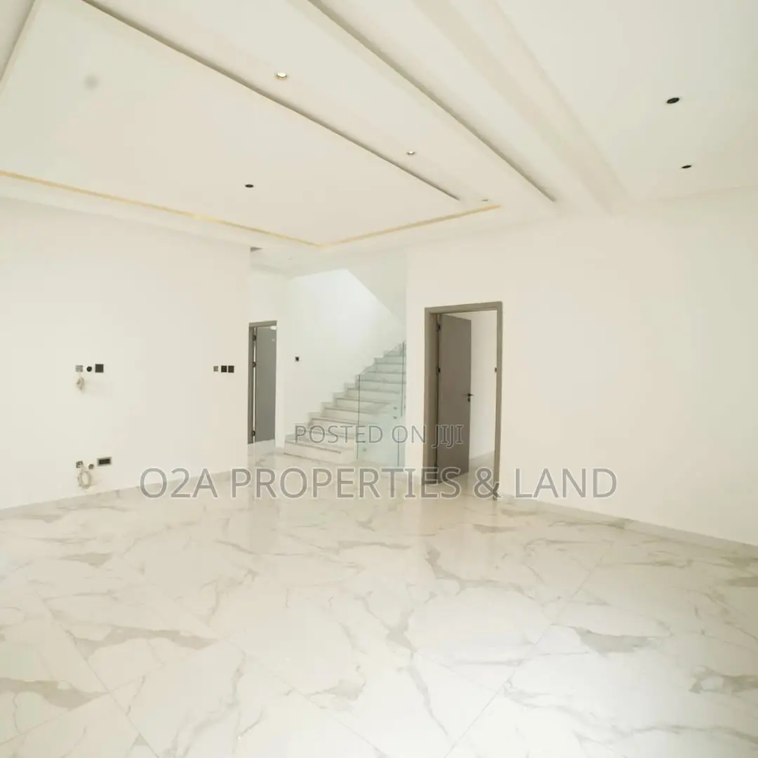 4bdrm House in East Legon, A&C Mall Area for sale in A&C Mall Area