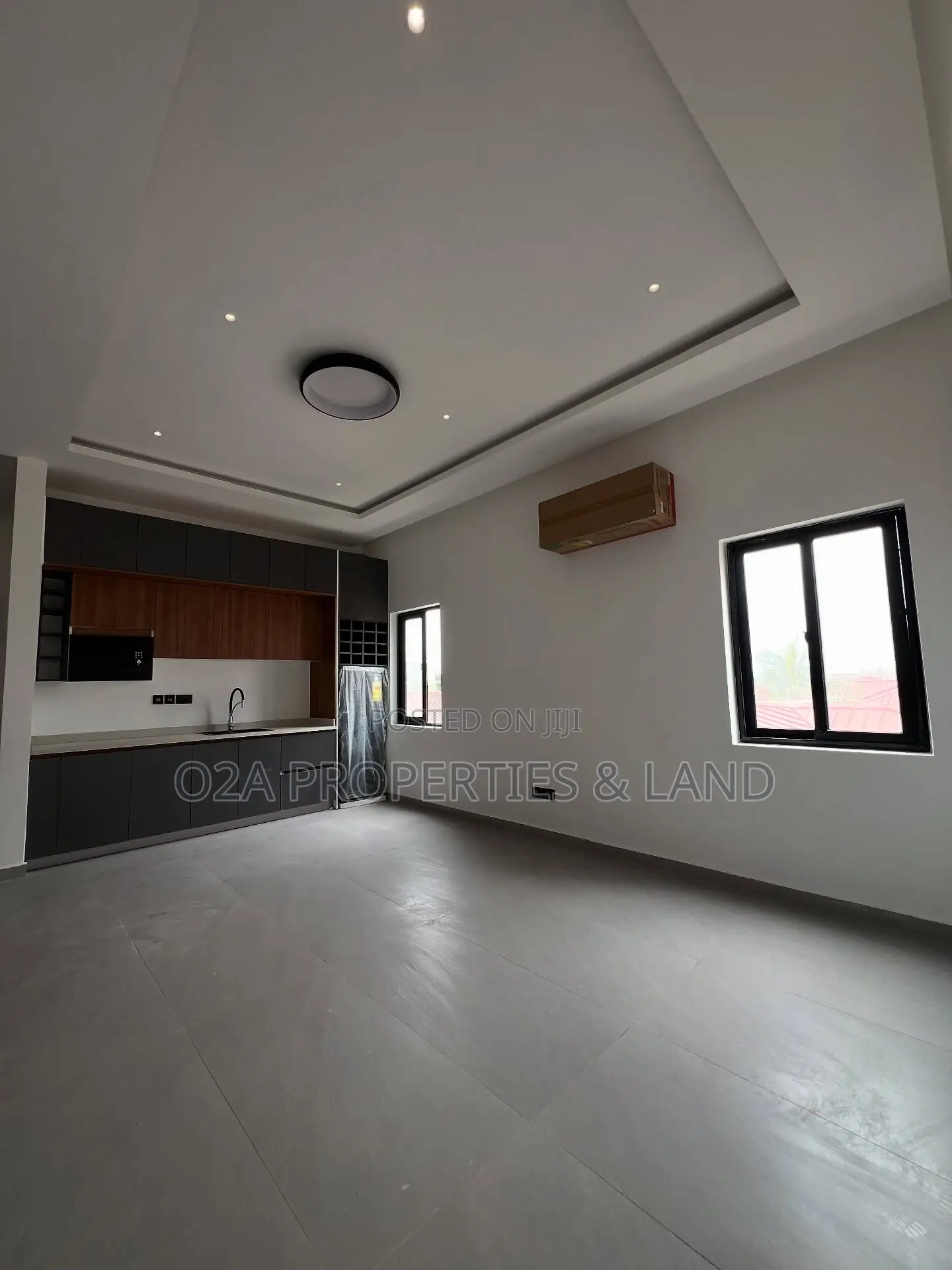 5bdrm House in Adenta, Barrier for sale in Barrier