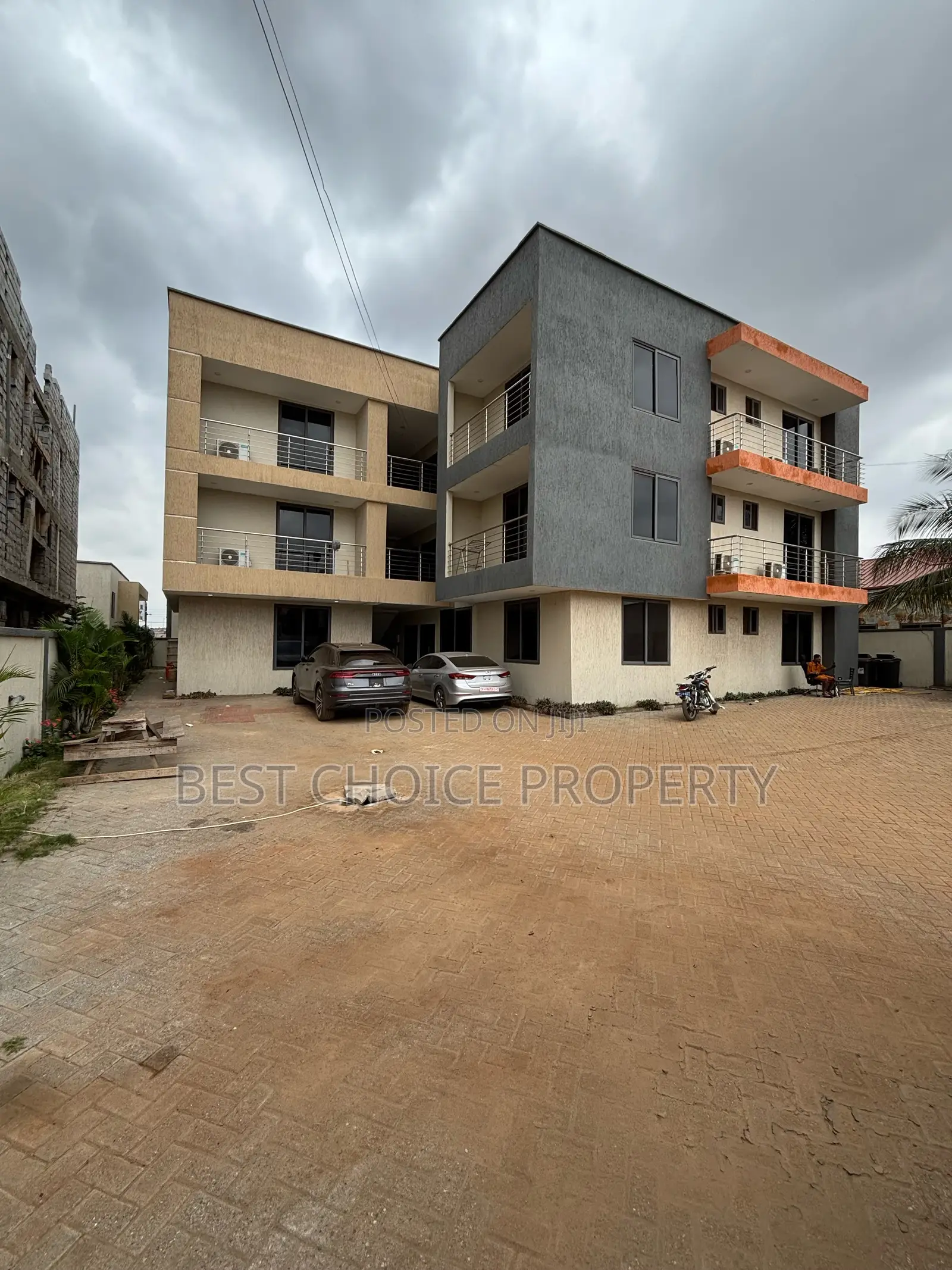 Ex Two Bedroom Apartment for Rent at Lakeside Estate in Lake Side Estate
