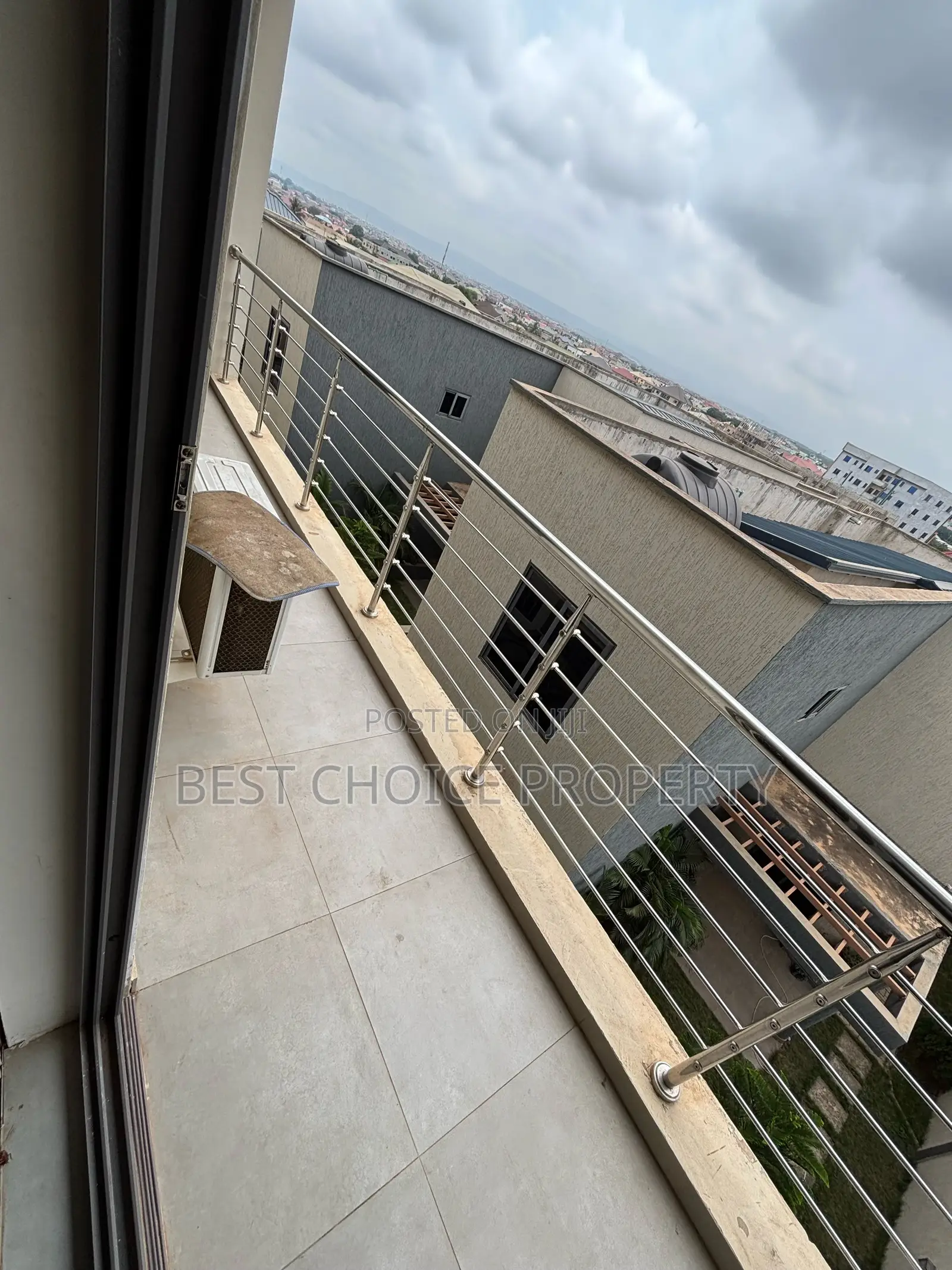 Ex Two Bedroom Apartment for Rent at Lakeside Estate in Lake Side Estate