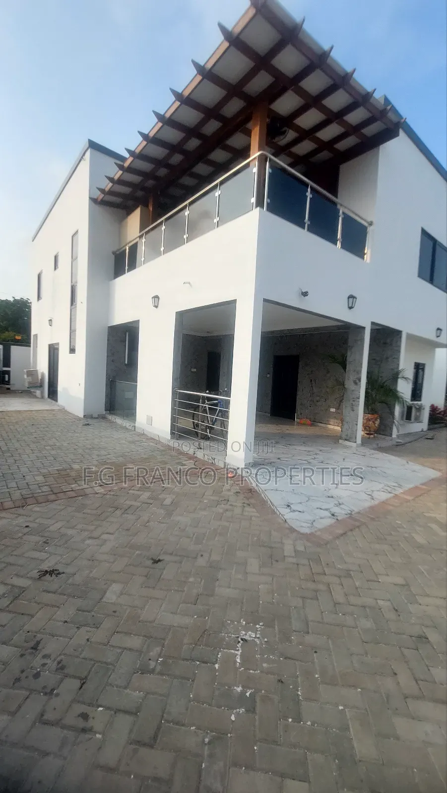 3bdrm Apartment in Kg Franco Properties, Airport Residential Area in Airport Residential Area