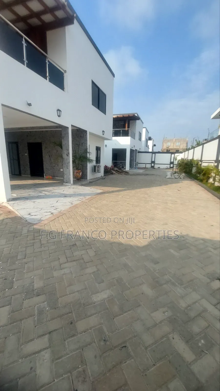 3bdrm Apartment in Kg Franco Properties, Airport Residential Area in Airport Residential Area