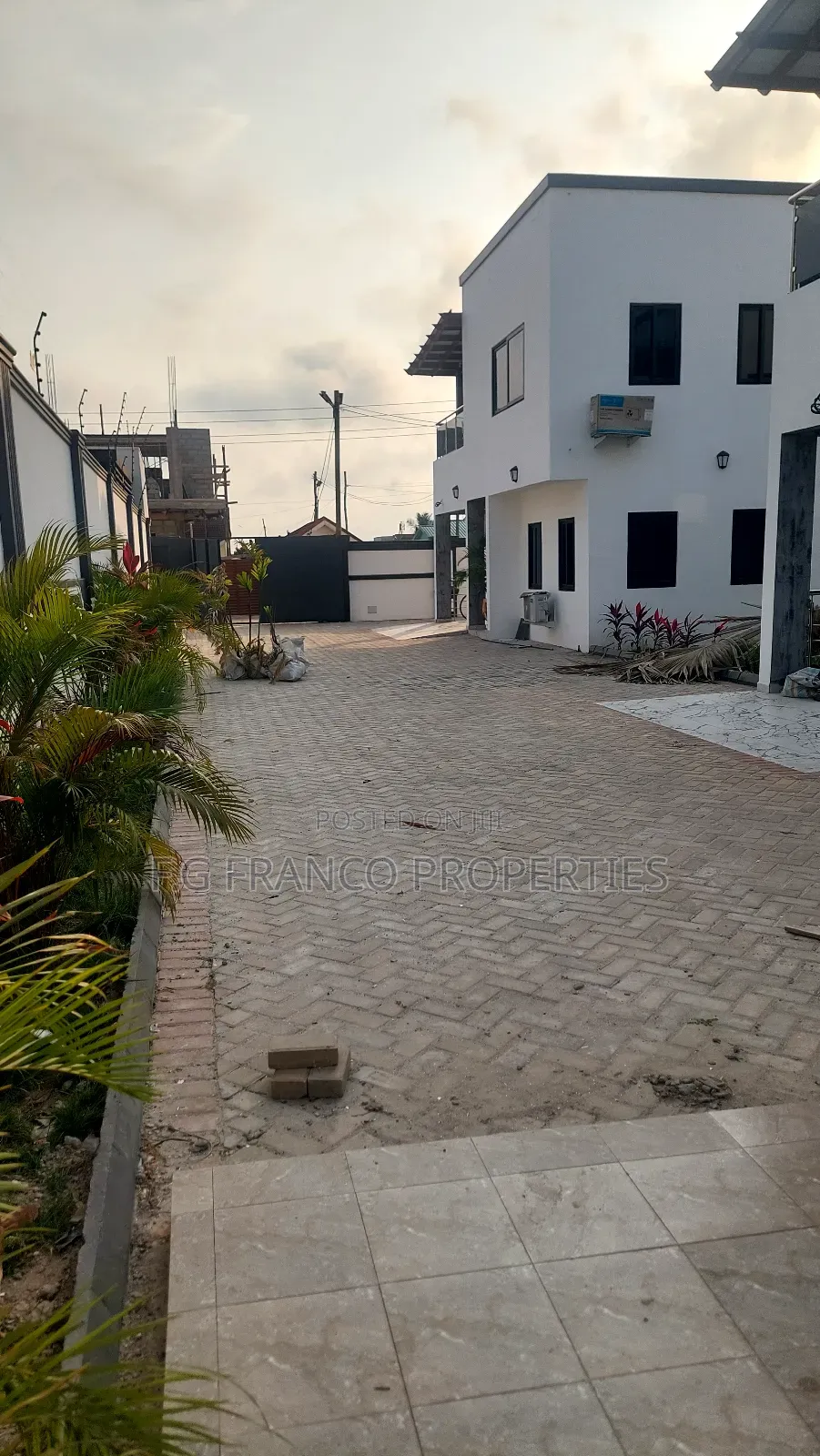 3bdrm Apartment in Kg Franco Properties, Airport Residential Area in Airport Residential Area