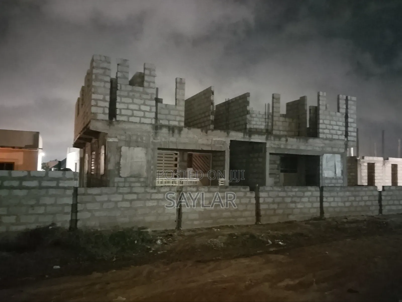 Uncompleted Structure On Lentil Reach Level For Hot Sale Klagon in Tema Metropolitan