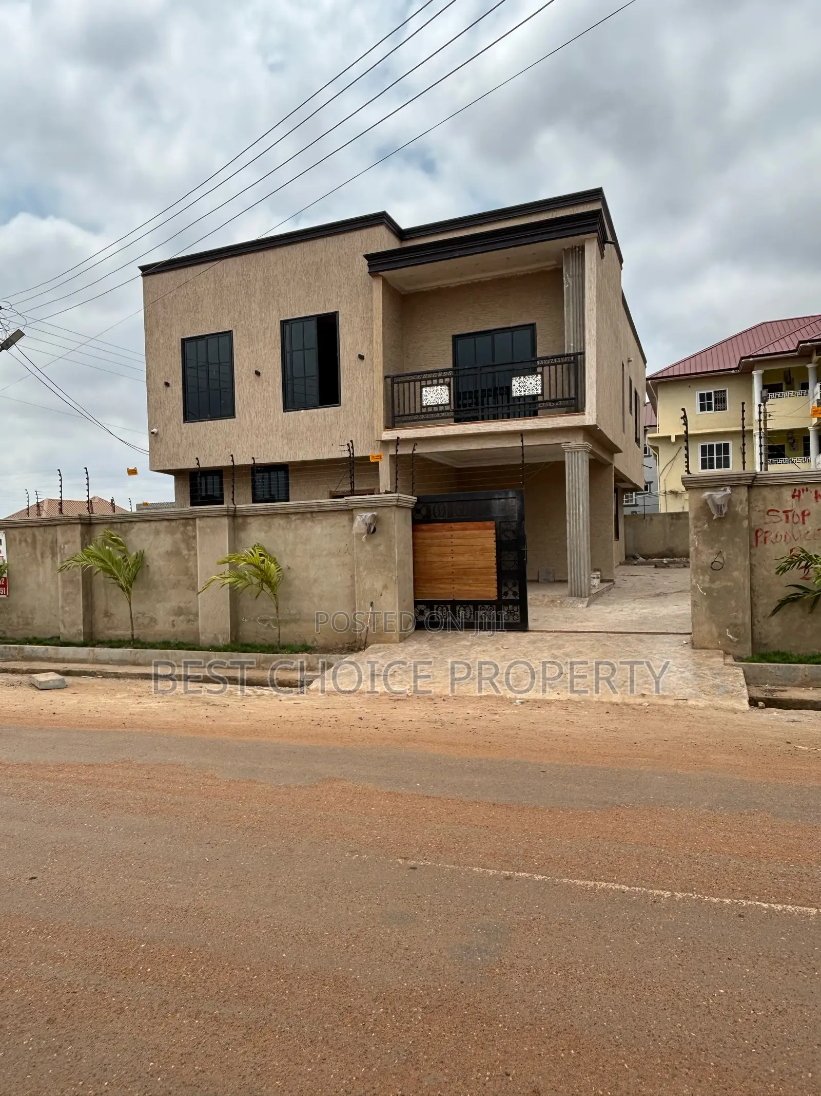 Ex 4 Bedroom House for Sale at Adenta Amrahia in Amrahia