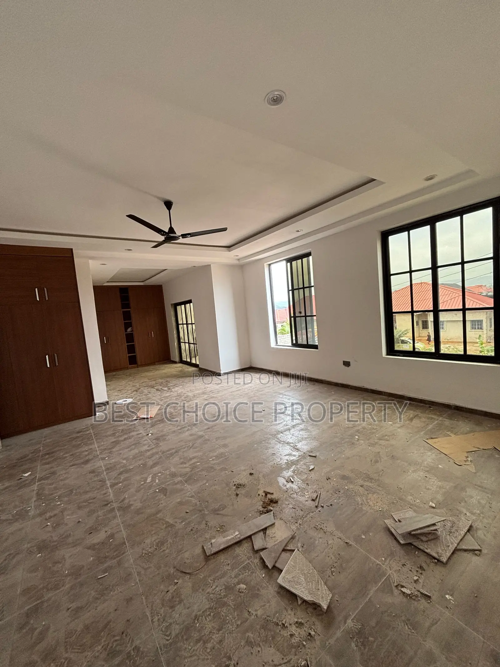Ex 4 Bedroom House for Sale at Adenta Amrahia in Amrahia