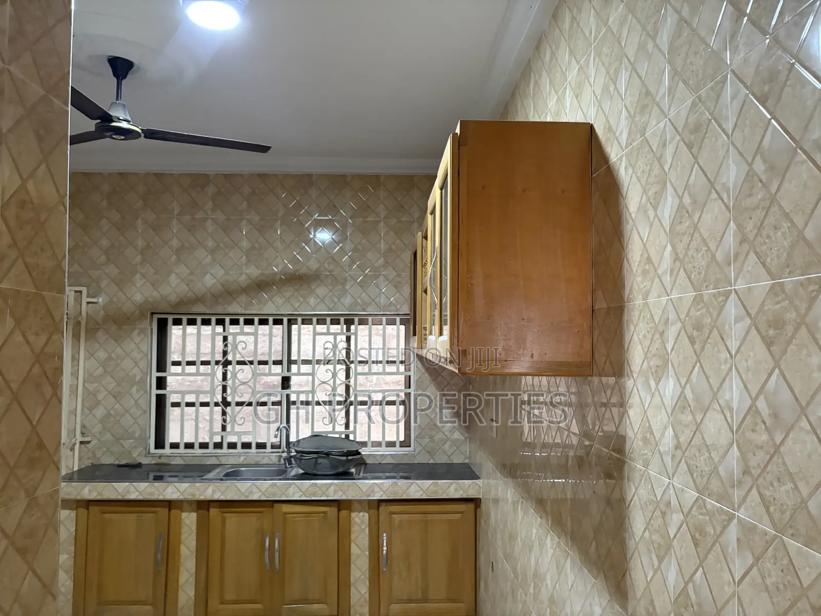 2bdrm House in Sokoban Wood Village, Kumasi Metropolitan for rent in Kumasi Metropolitan