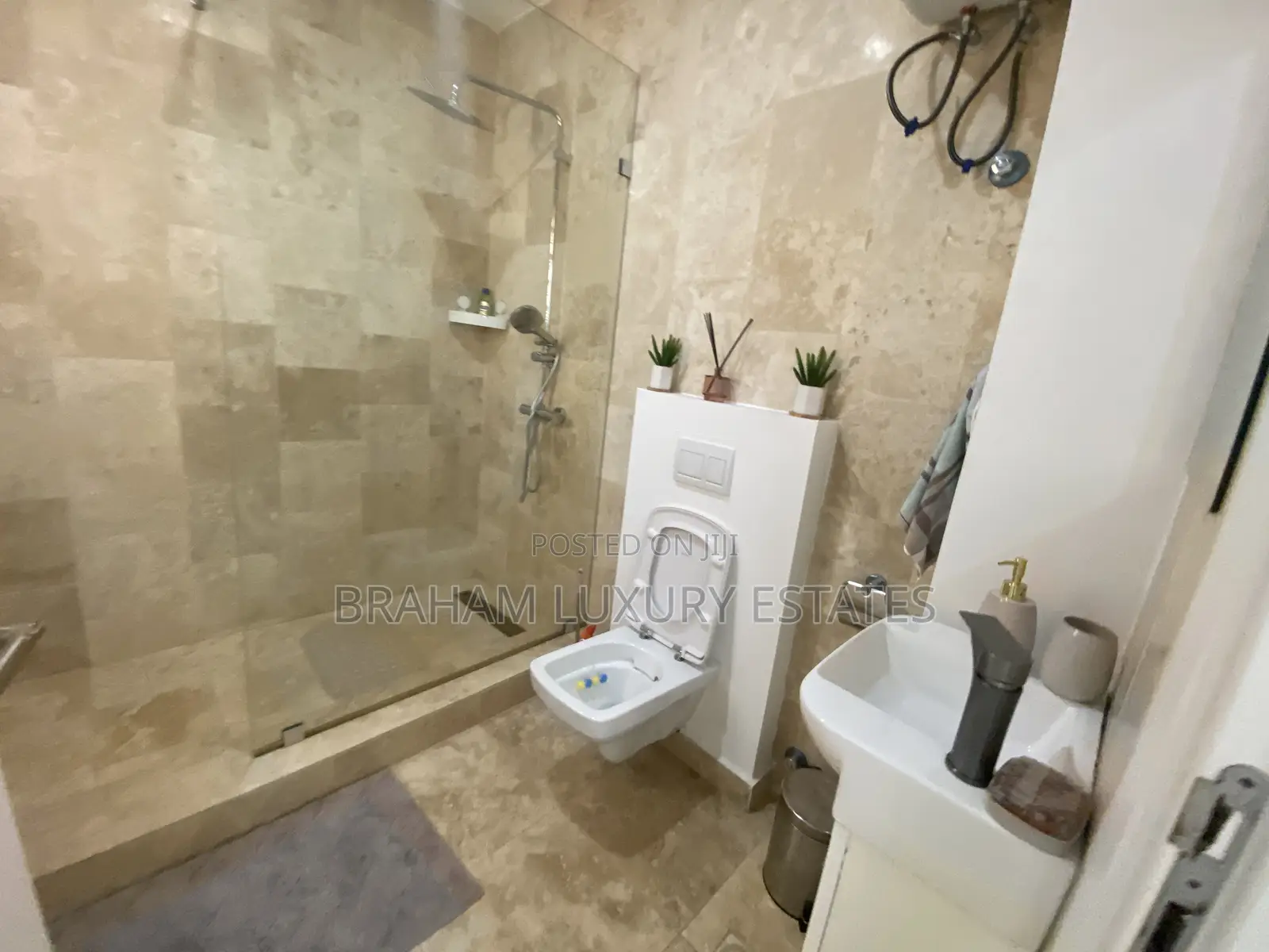 Furnished 1bdrm Apartment in Braham Luxury, Cantonments for rent in Cantonments