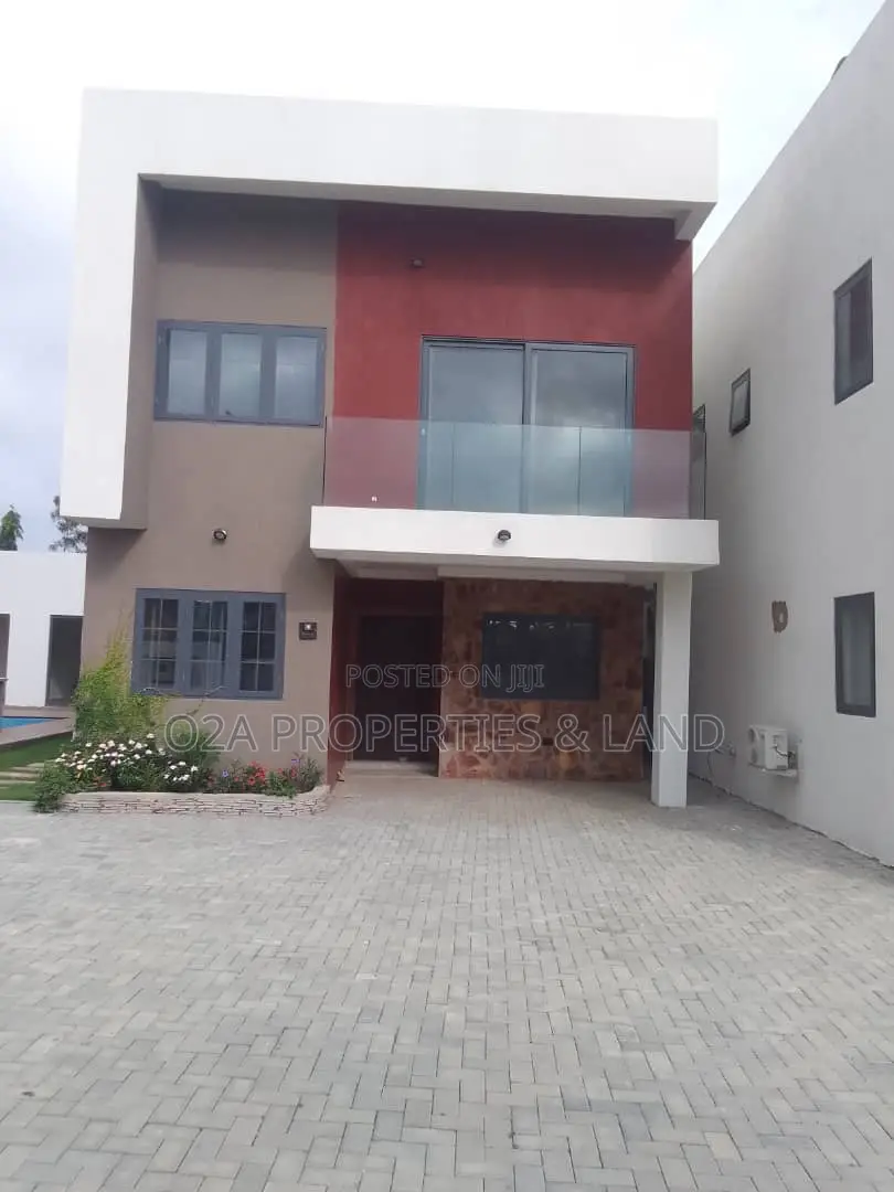 3bdrm House in Tema, Community 25 for sale in Community 25