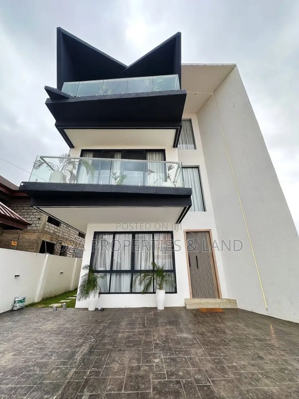 4bdrm House in Adjiringanor, Ability for sale in Ability