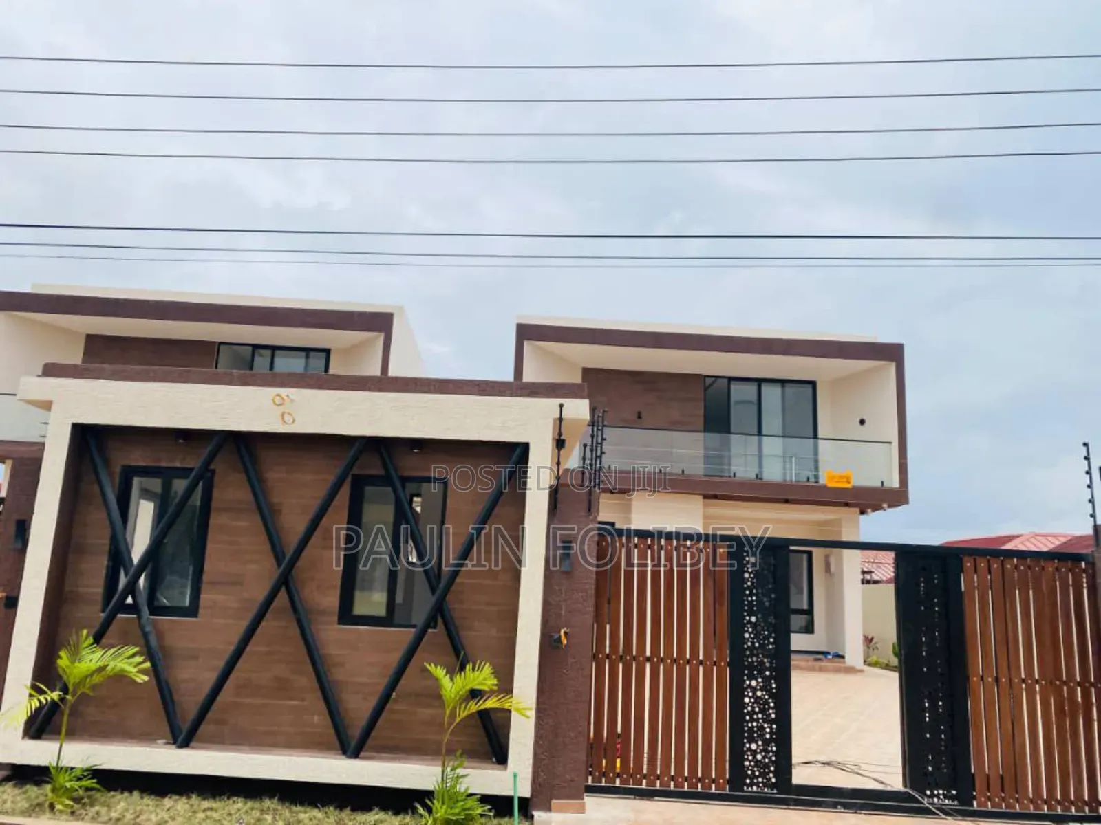 5bdrm Duplex in Dg Property, Oyarifa for sale in Oyarifa