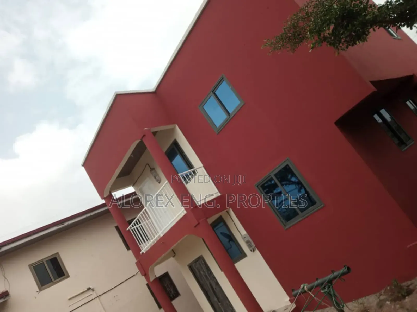 2bdrm Apartment in Amanfro, Adenta for rent in Adenta