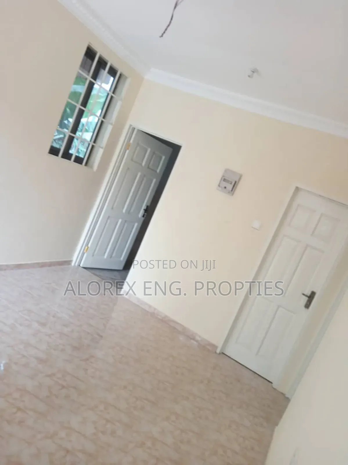 2bdrm Apartment in Amanfro, Adenta for rent in Adenta