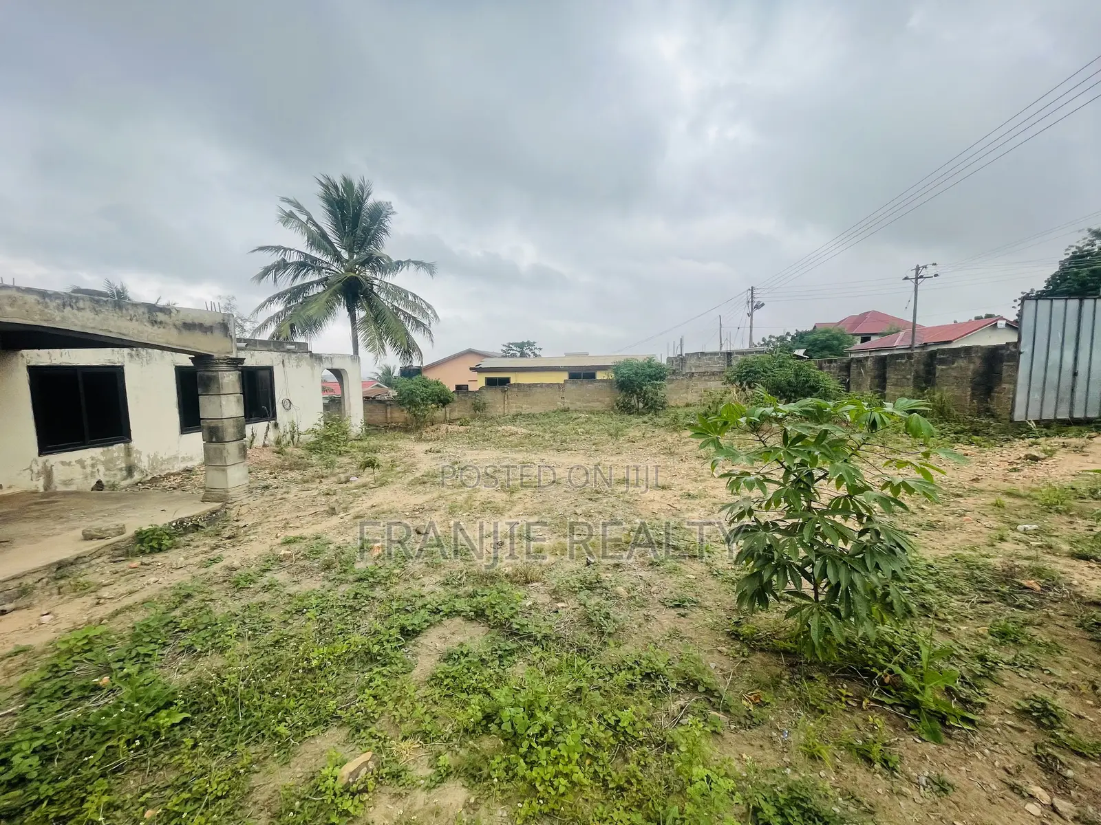 4bdrm House in Franjie Realty, Weija for sale in Weija