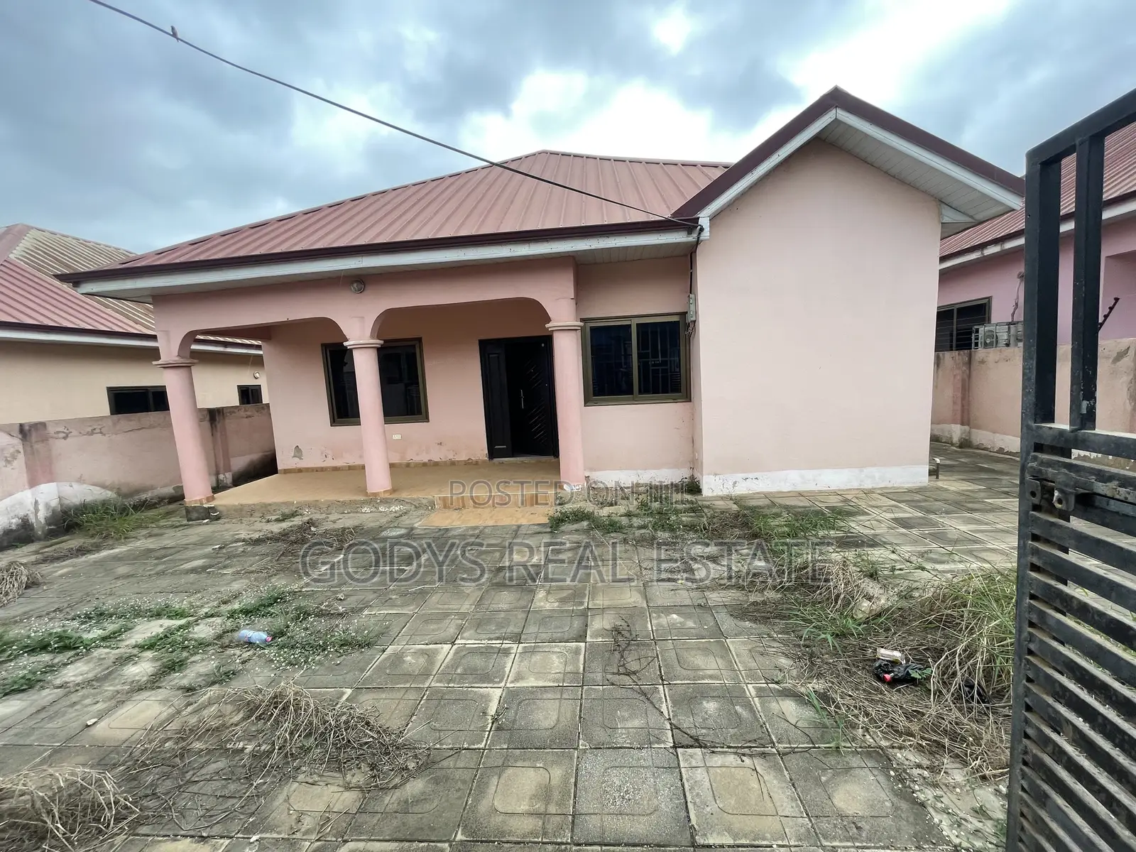 2bdrm House in Opeikuma, Kasoa for sale in Kasoa