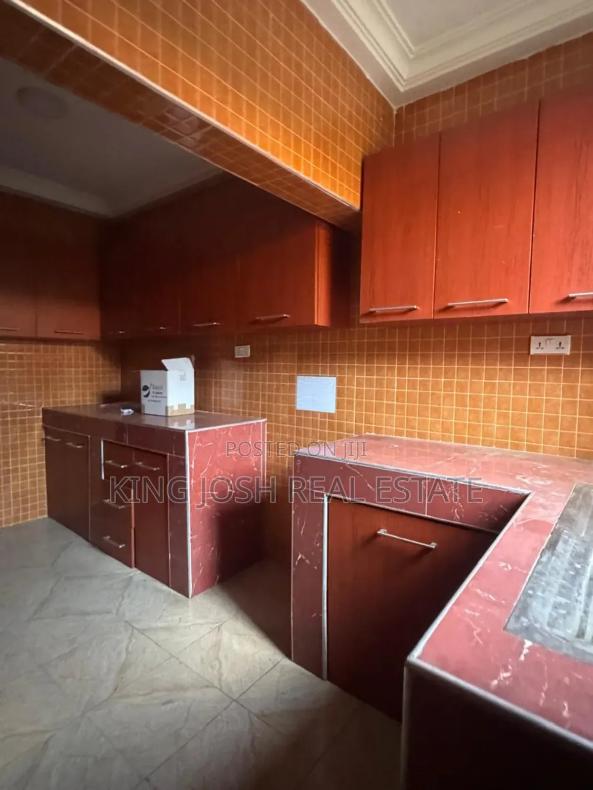 3bdrm Apartment in Lashibi, Klagon, Spintex for rent in Spintex