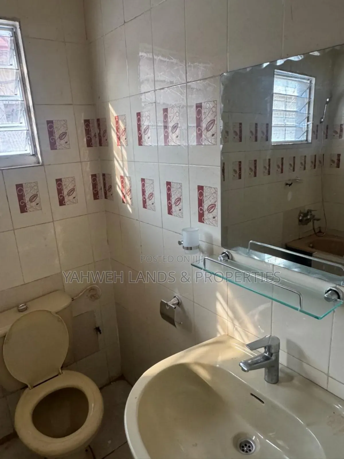 5bdrm House in East Legon for rent in East Legon