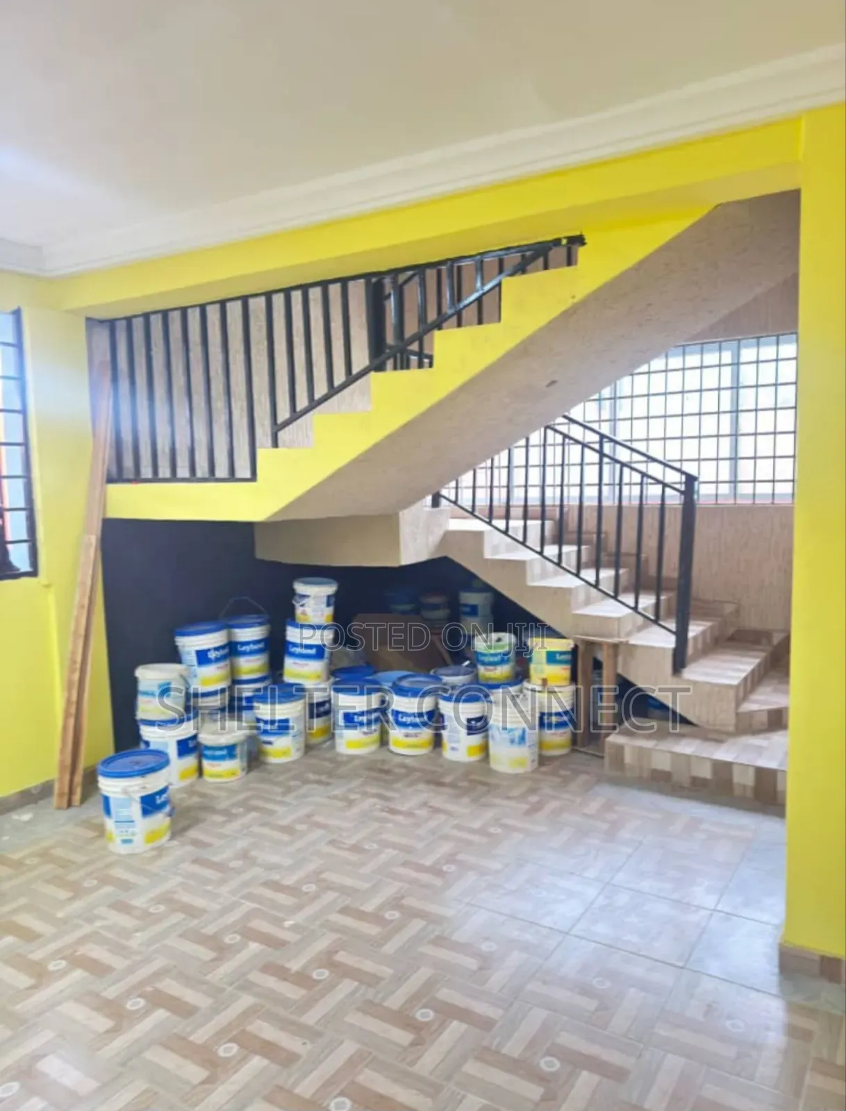 20bdrm Apartment in Teiman, Oyarifa for sale in Oyarifa
