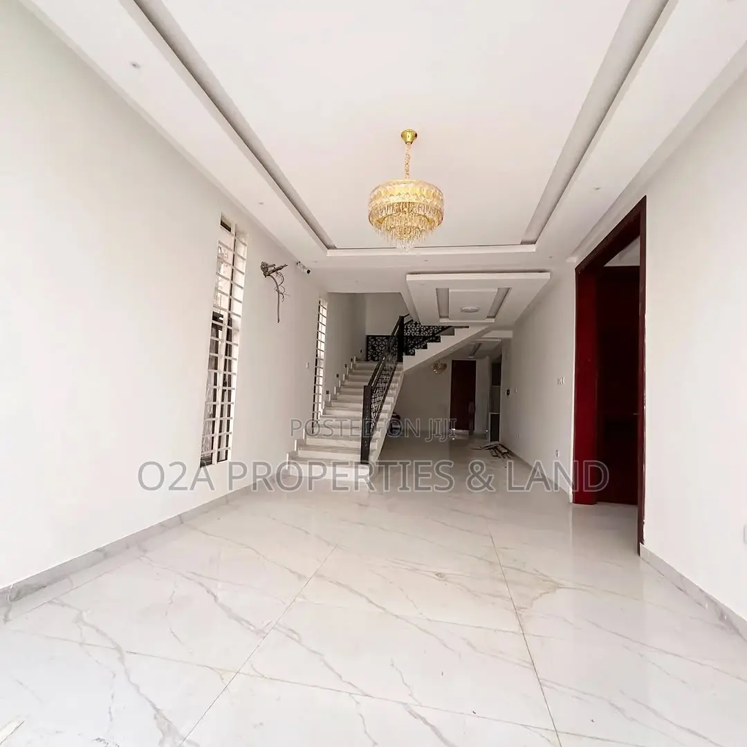 6bdrm House in East Legon Hills for sale in New Legon