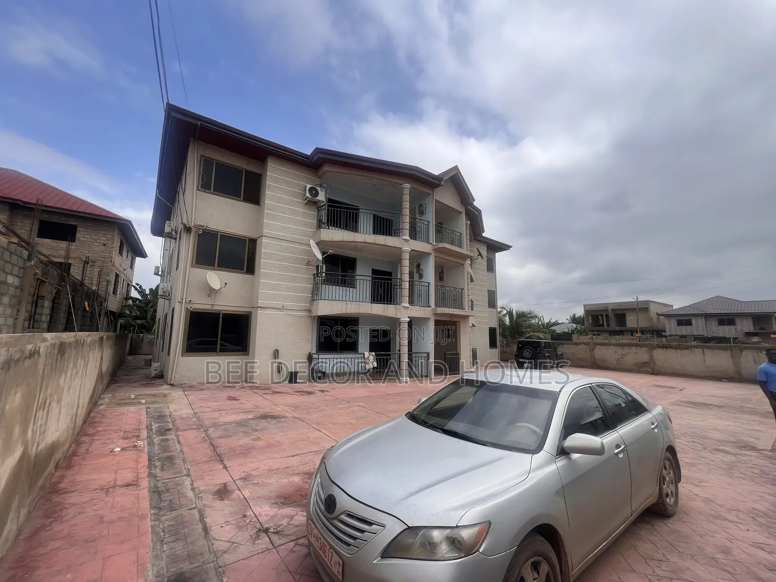 2bdrm Apartment in Bee Decor & Homes, Old Ashomang for rent in Old Ashomang