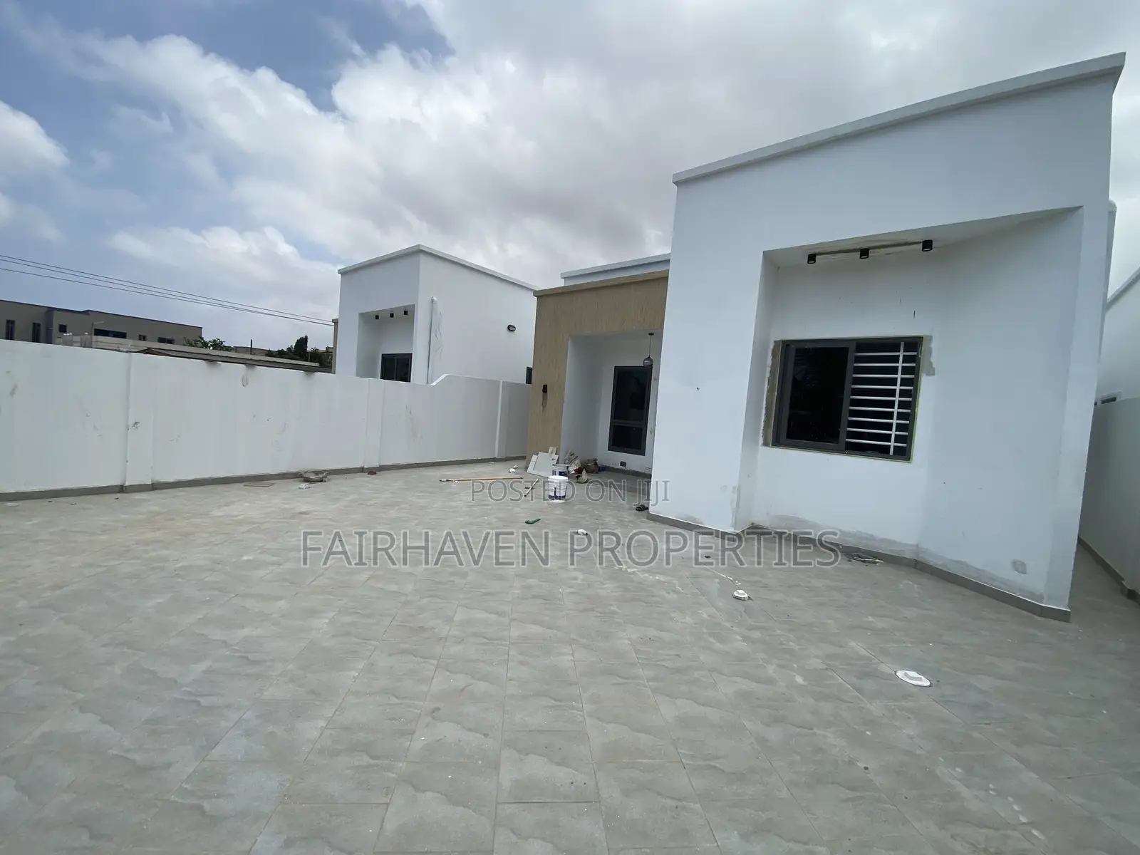 3bdrm House in Fairhaven Properties, Sakumono for sale in Sakumono