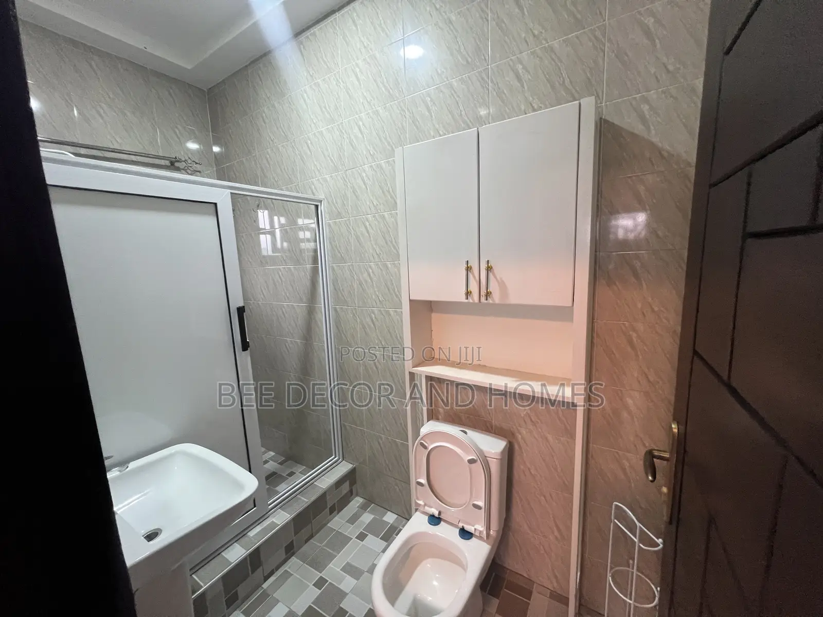 2bdrm Apartment in Bee Decor & Homes, Agbogba for rent in Agbogba