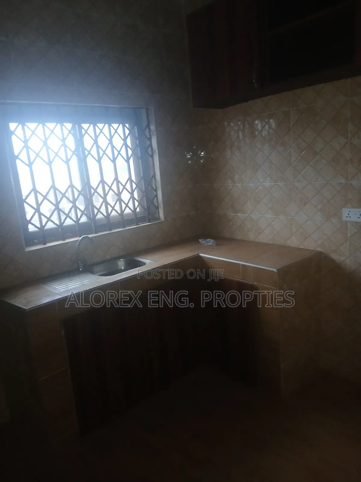2bdrm Apartment in Agbogba Junction, Abokobi for rent in Abokobi