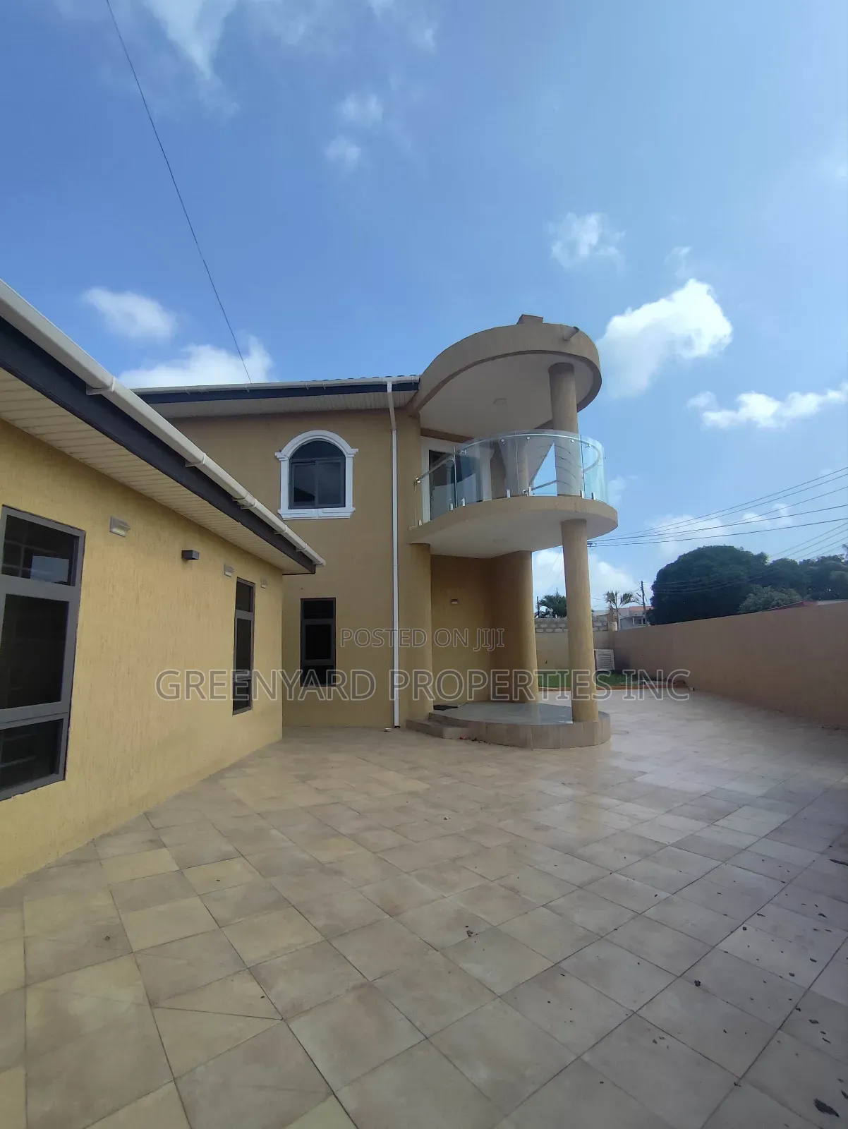 3bdrm House in A&C Mall, East Legon for rent in East Legon
