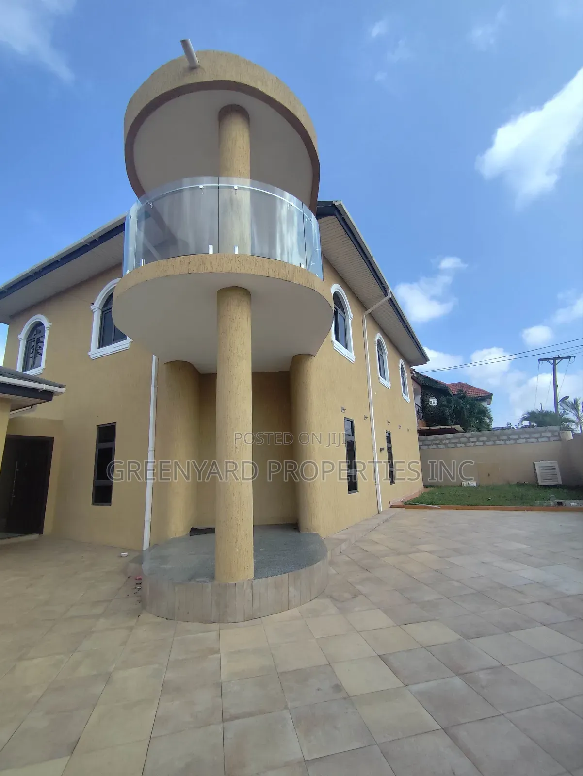3bdrm House in A&C Mall, East Legon for rent in East Legon