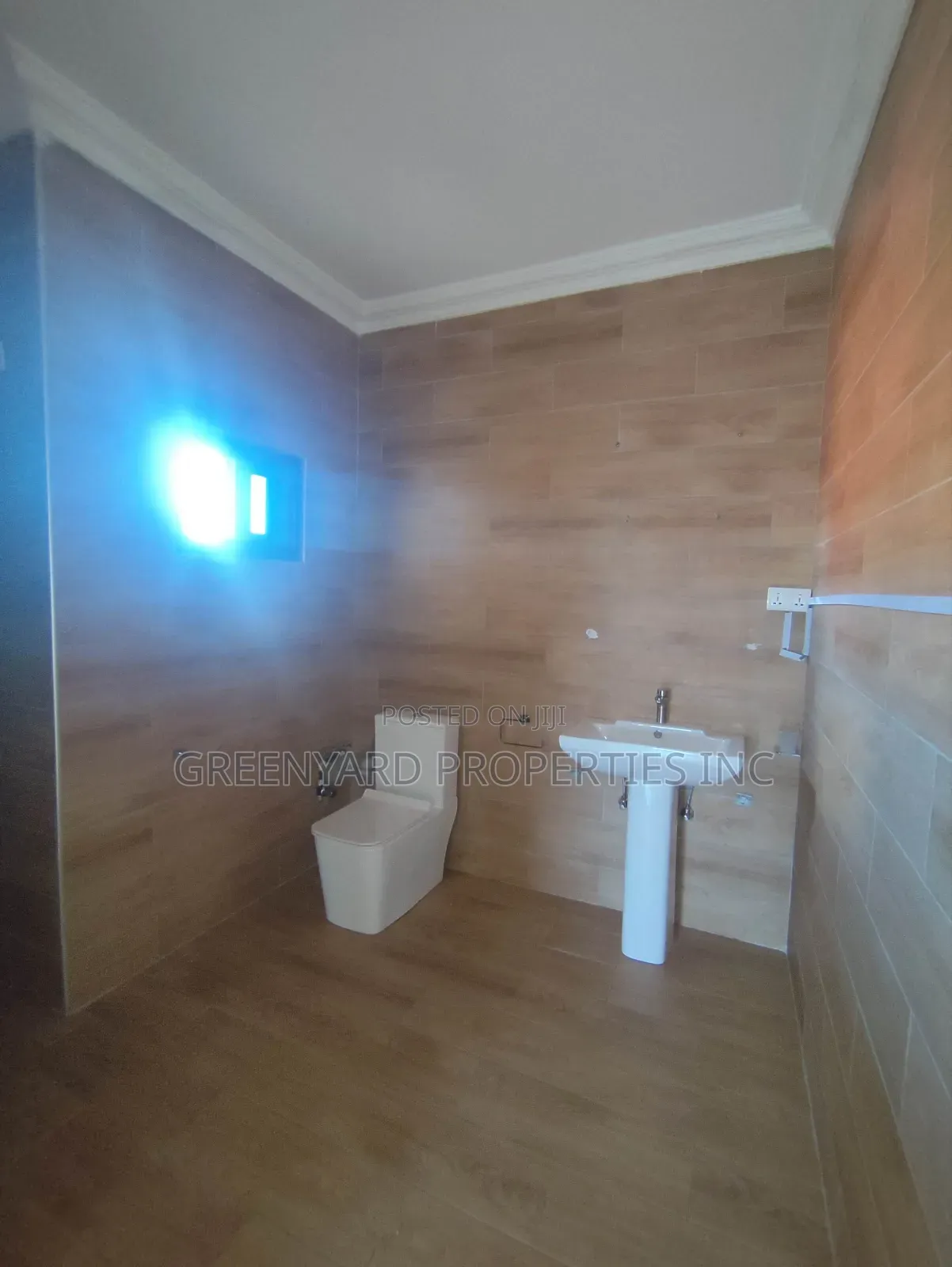 3bdrm House in A&C Mall, East Legon for rent in East Legon