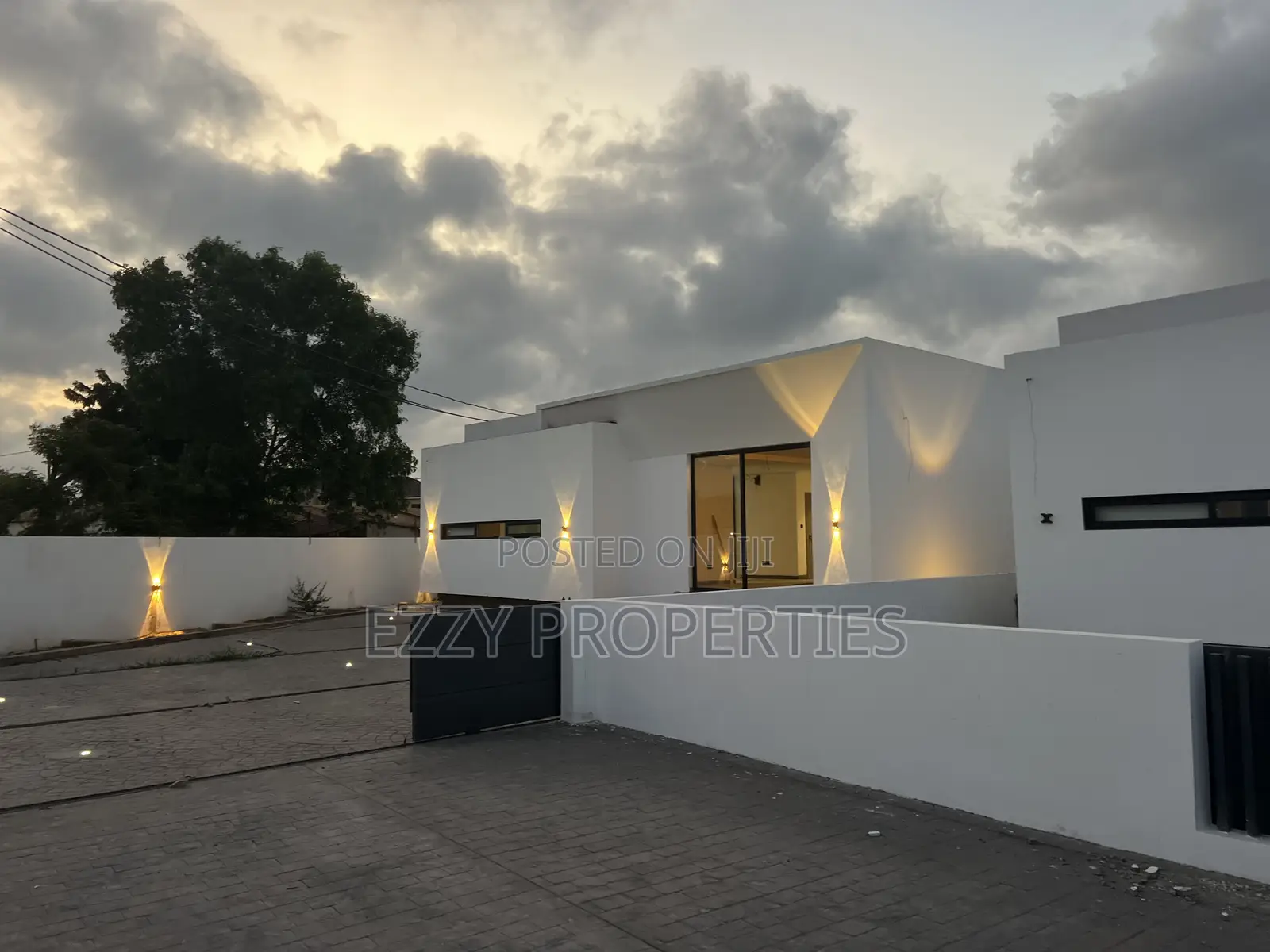3bdrm House in East Legon School for rent in Ga East Municipal