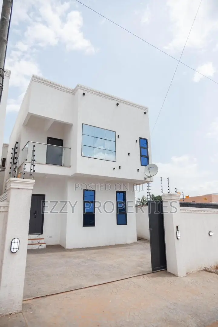 Furnished 2bdrm Duplex in Ashaley Botwe for rent in Ashaley Botwe