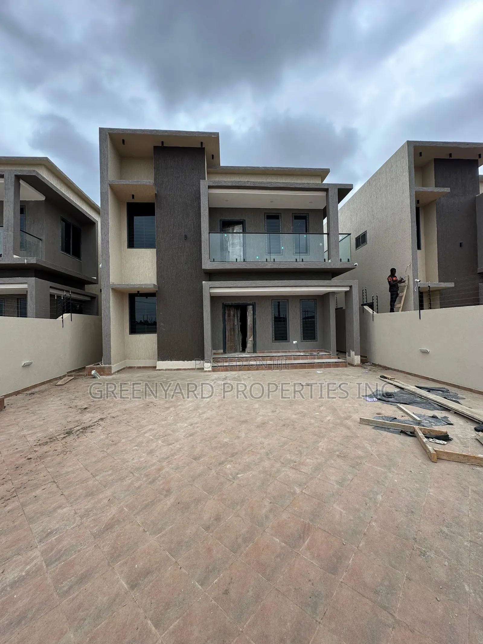 5bdrm House in Hills, East Legon for sale in East Legon