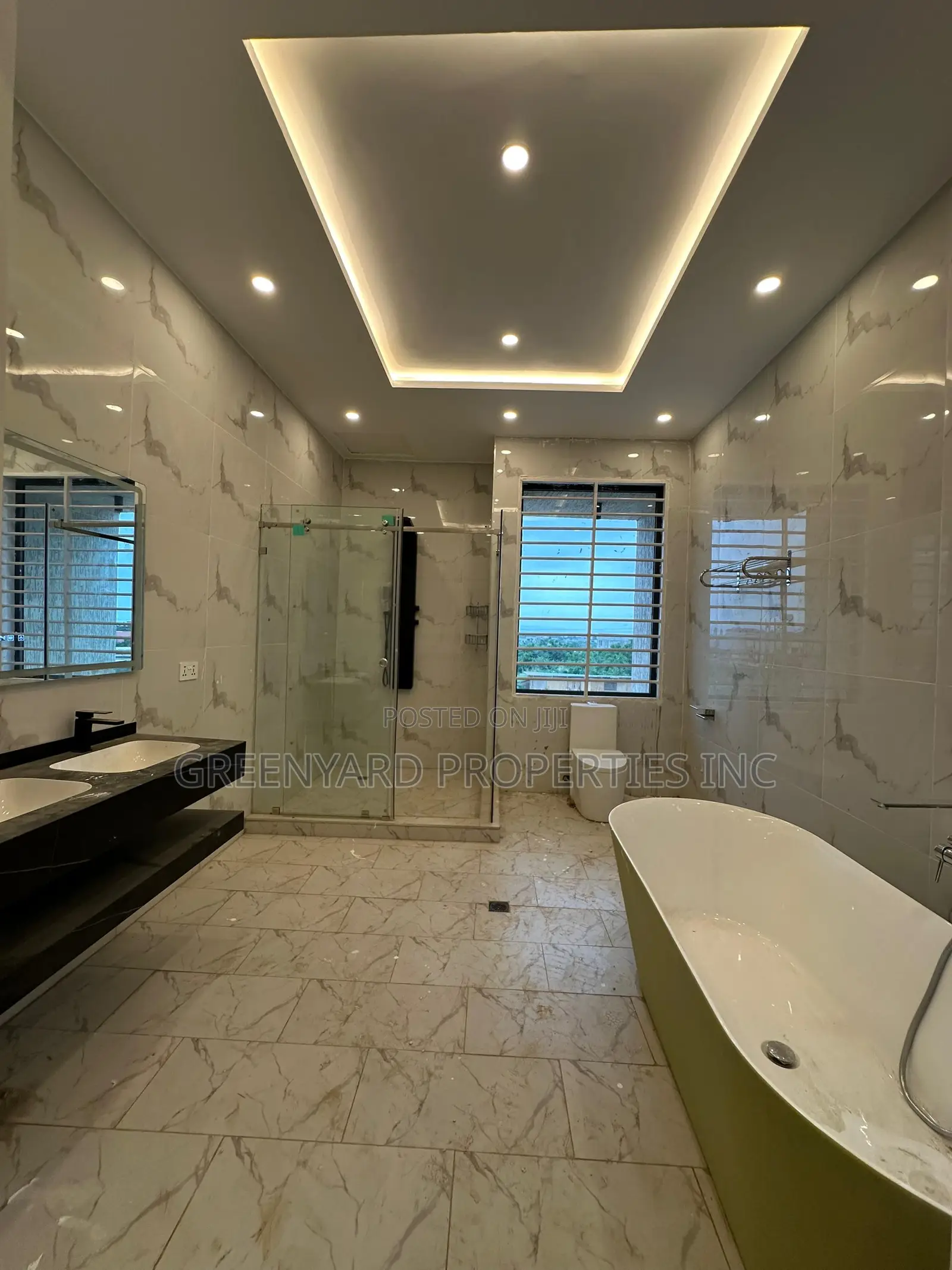 5bdrm House in Hills, East Legon for sale in East Legon